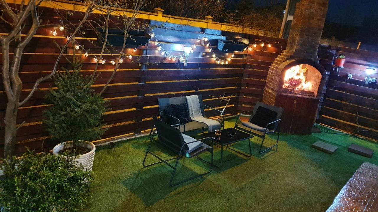 Séjour chez l'habitant Cozy Villa, Close To The Center Of Bucharest By Car